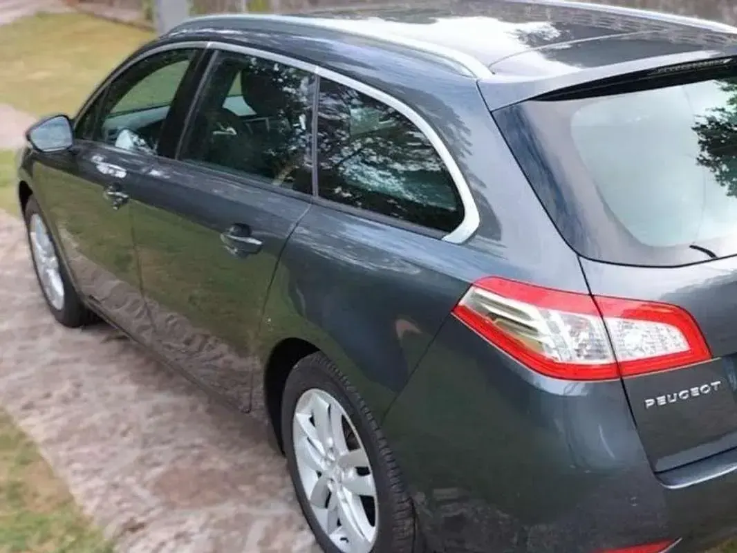 Usado Peugeot 508 SW Active 120 CV (88 kW) 2016 Gris Familiar