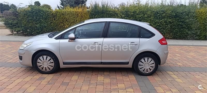 Usado Citroën C4 90 CV (66 kW) 2010 Gris / plata Berlina