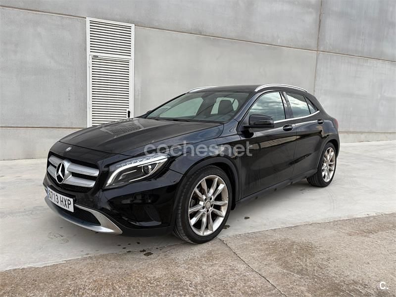 Negro Usado 2014 Mercedes GLA220 Style SUV | 11.280 € (Precio justo) - Imagen 1/4
