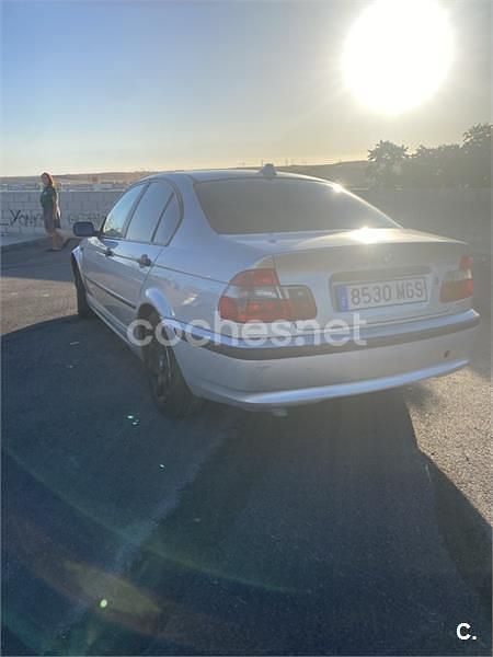 Gris / plata Usado 2002 BMW 320 Berlina | 4500 € (Precio justo) - Imagen 1/4
