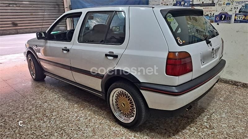 Blanco Usado 1995 VW Golf III GTI Berlina | 9900 € - Imagen 1/4