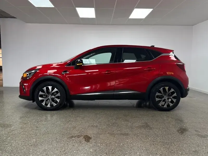 Usado Renault Captur Techno 145 CV (106 kW) 2023 Rojo SUV