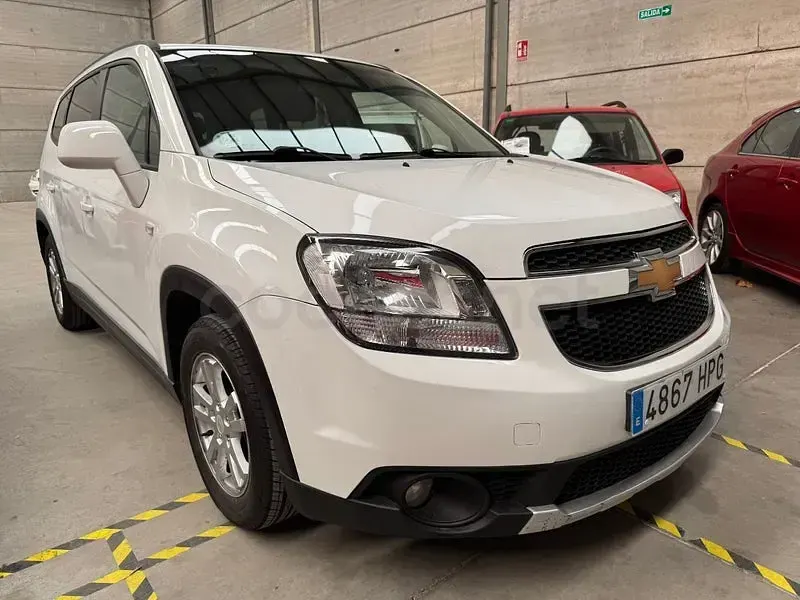 Usado Chevrolet Orlando LTZ 163 CV (119 kW) 2014 Blanco Monovolumen