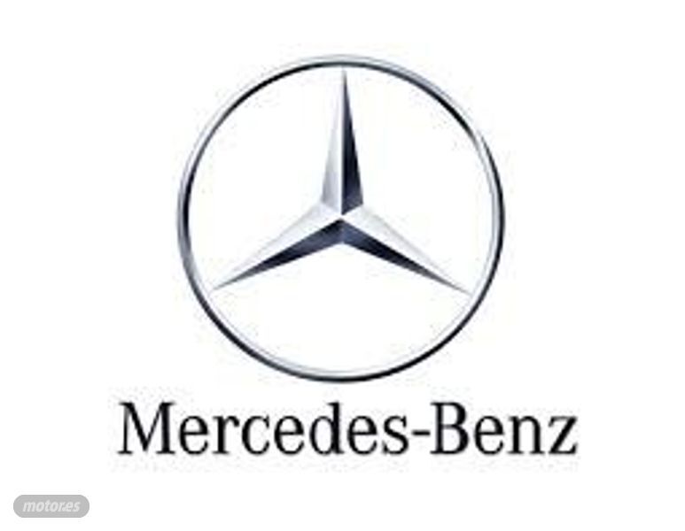 Gris Usado 2020 Mercedes A180 AMG line | 26.400 € - Imagen 1/1
