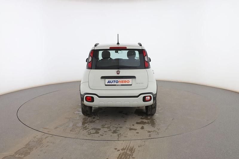 Usado Fiat Panda Red 69 CV (50 kW) 2022 Blanco Berlina
