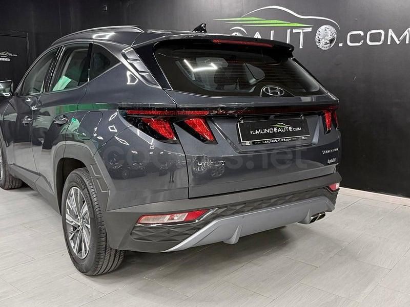 Usado Hyundai Tucson 115 CV (84 kW) 2023 Gris / plata SUV