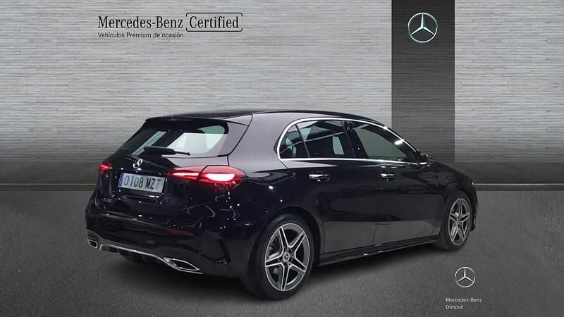 Usado Mercedes A180 136 CV (100 kW) 2025 Negro noche