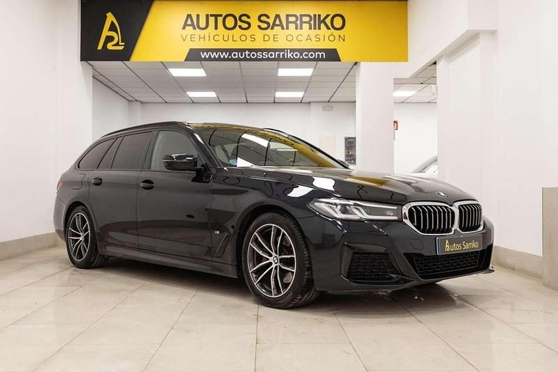 Usado BMW 520 M Sport 190 CV (139 kW) 2022 Azul Familiar