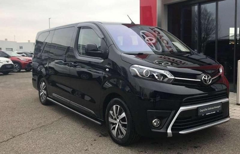 Usado Toyota Proace Luxury 177 CV (130 kW) 2024 Negro Monovolumen