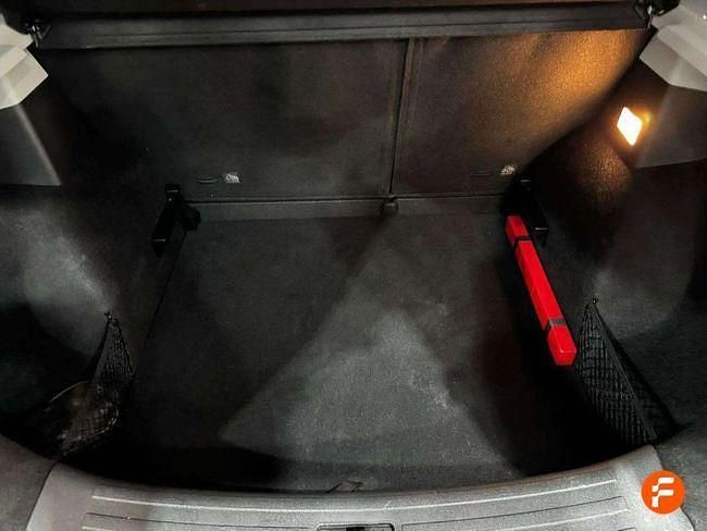 Usado MG ZS Luxury 111 CV (81 kW) 2024 Blanco SUV