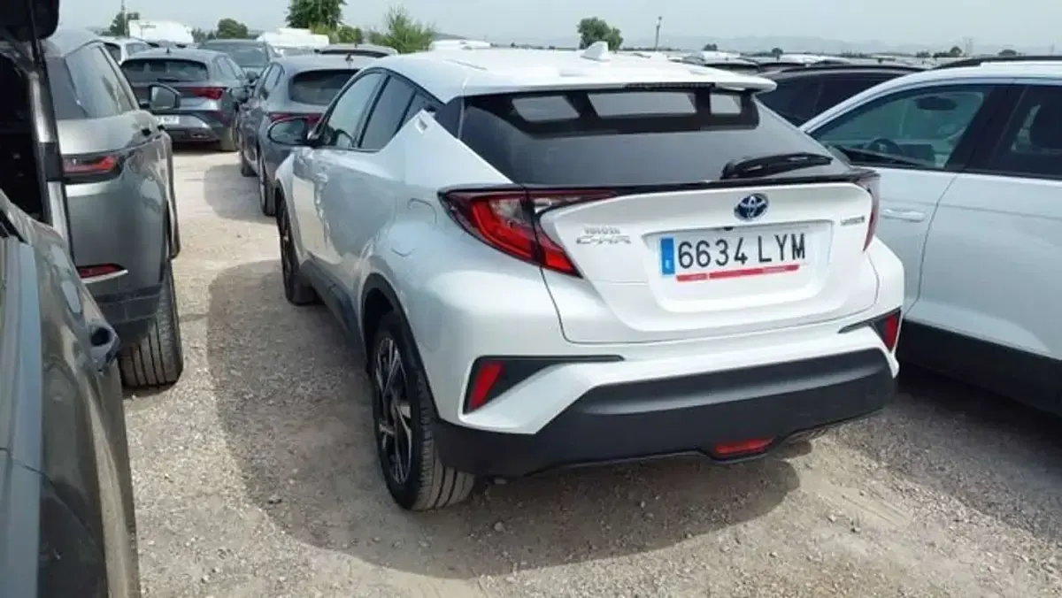 Usado Toyota C-HR Advance 122 CV (89 kW) 2022 Blanco SUV