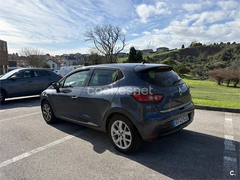 Usado Renault Clio IV LIMITED 90 CV (66 kW) 2019 Gris / plata Berlina