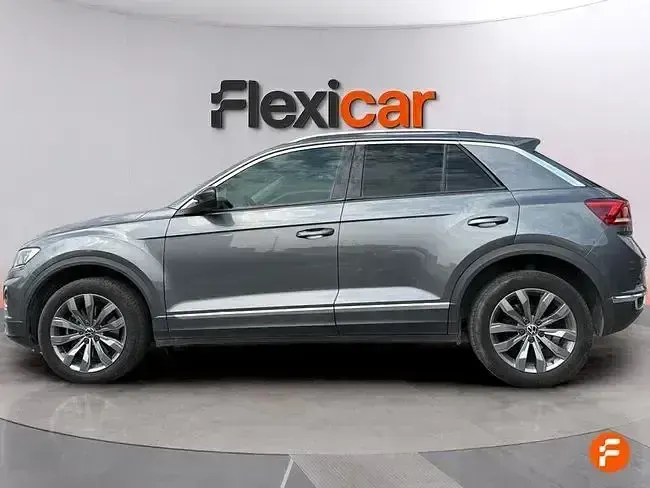 Usado VW T-Roc Sportline 150 CV (110 kW) 2021 Gris SUV