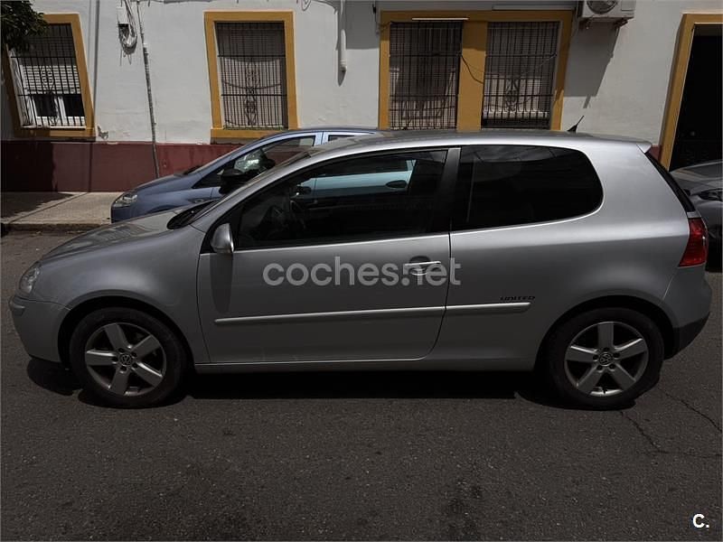 Usado VW Golf VI Highline 122 CV (89 kW) 2008 Gris / plata Utilitario
