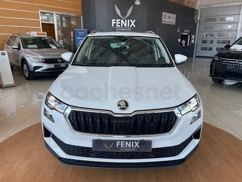 Usado Skoda Karoq Style 150 CV (110 kW) 2022 Blanco SUV