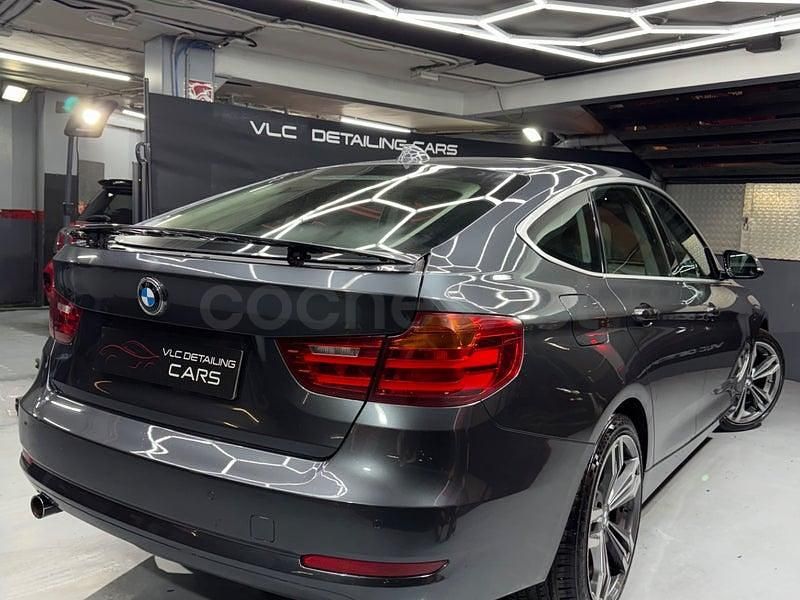 Usado BMW 318 Gran Turismo 143 CV (105 kW) 2015 Gris / plata Berlina