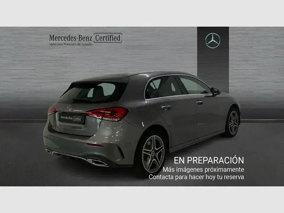 Usado Mercedes A250 218 CV (160 kW) 2022 Gris / plata Berlina