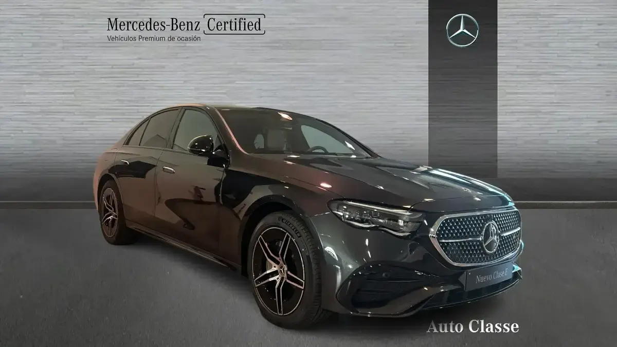 Nuevo Mercedes E220 197 CV (144 kW) 2026 Gris Berlina