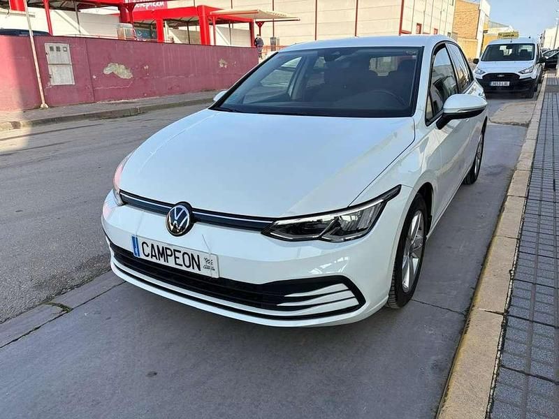 Usado VW Golf VIII 116 CV (85 kW) 2021 Blanco Utilitario