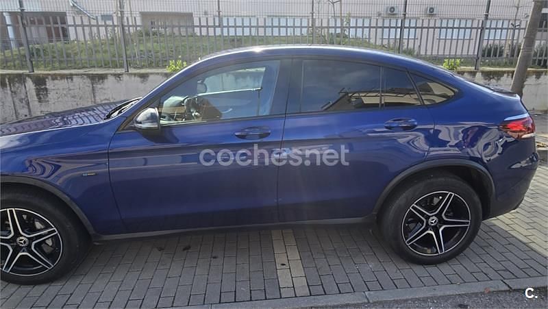 Usado Mercedes GLC300e 306 CV (225 kW) 2020 Azul Coupe