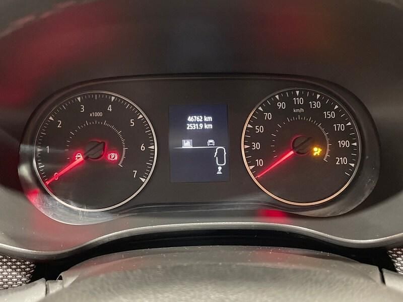 Usado Dacia Sandero Essentiel 100 CV (73 kW) 2021 Rojo Berlina
