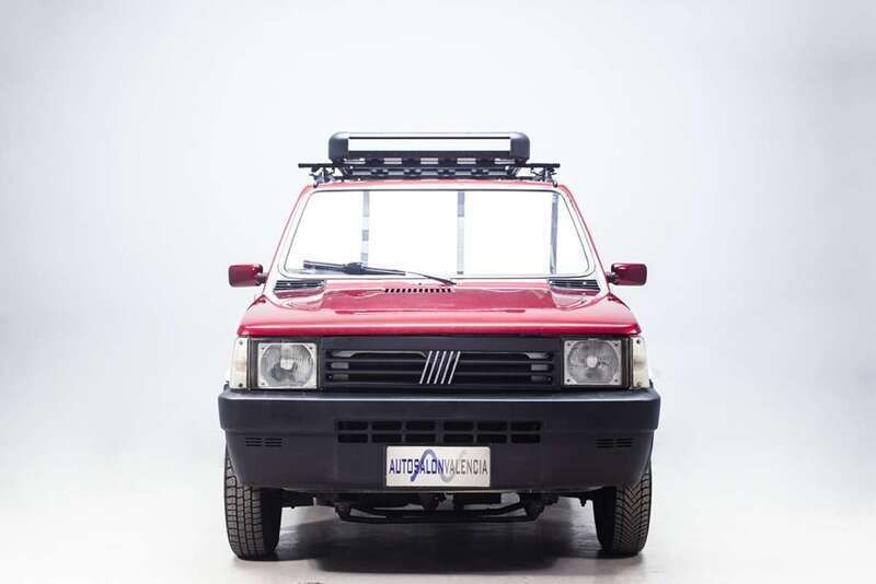 Usado Fiat Panda 4x4 54 CV (39 kW) 1998 Rojo/ blanco Utilitario