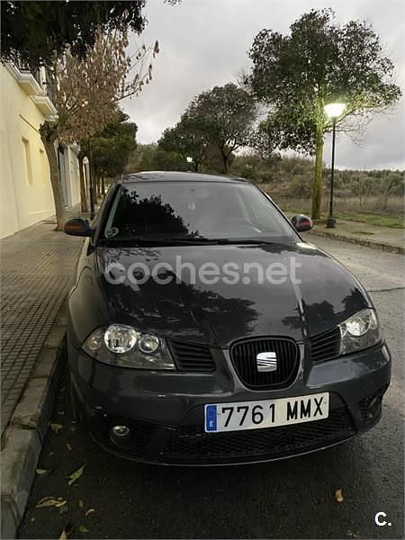 Usado Seat Ibiza Ecomotive 80 CV (58 kW) 2008 Negro Berlina