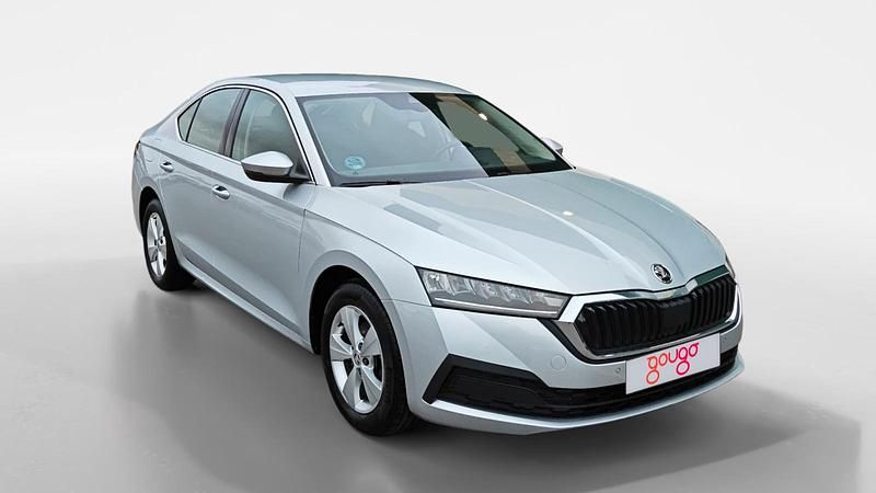 Usado Skoda Octavia Style 150 CV (110 kW) 2022 Blanco Berlina