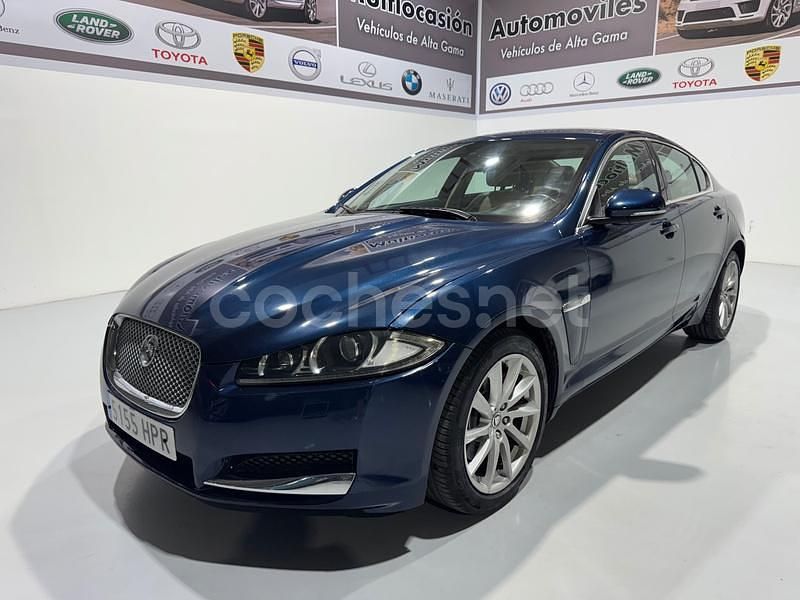 Azul Usado 2013 Jaguar XF Luxury Berlina | 7990 € (Buen precio) - Imagen 1/4