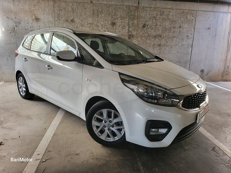 Usado Kia Carens 136 CV (100 kW) 2018 Blanco Monovolumen
