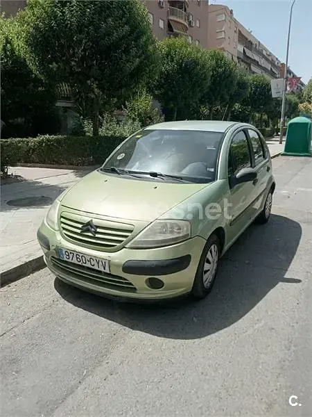 Usado Citroën C3 61 CV (44 kW) 2004 Verde Berlina