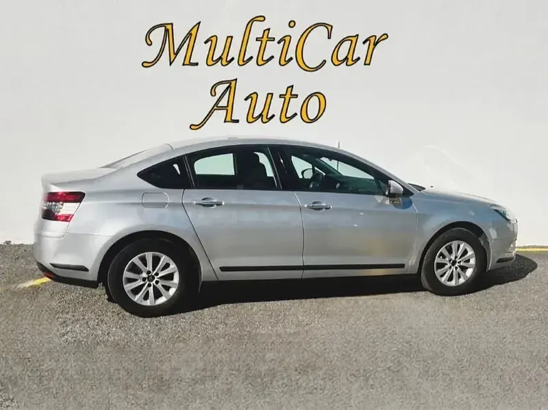 Usado Citroën C5 Business Class 112 CV (82 kW) 2012 Gris / plata Berlina