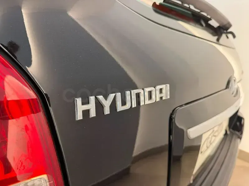 Usado Hyundai Tucson Comfort 142 CV (104 kW) 2010 Negro SUV