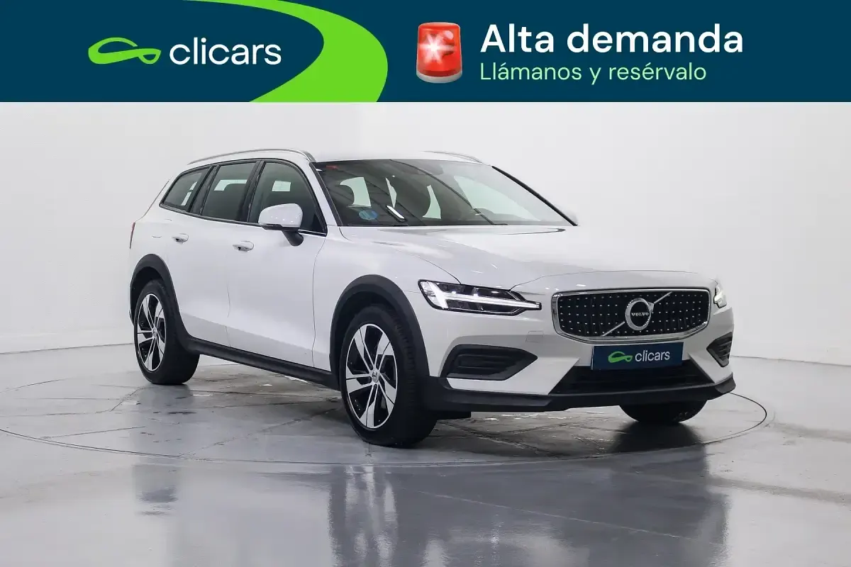 Usado Volvo V60 CC Pro 197 CV (144 kW) 2021 Blanco Familiar