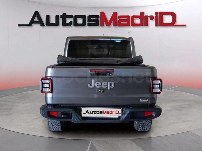 Usado Jeep Gladiator Overland 264 CV (194 kW) 2022 Gris / plata Recogida