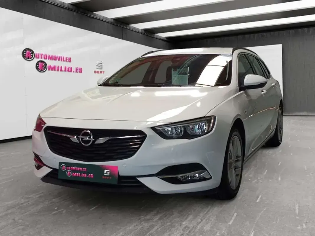 Usado Opel Insignia Excellence 136 CV (100 kW) 2018 Blanco Familiar