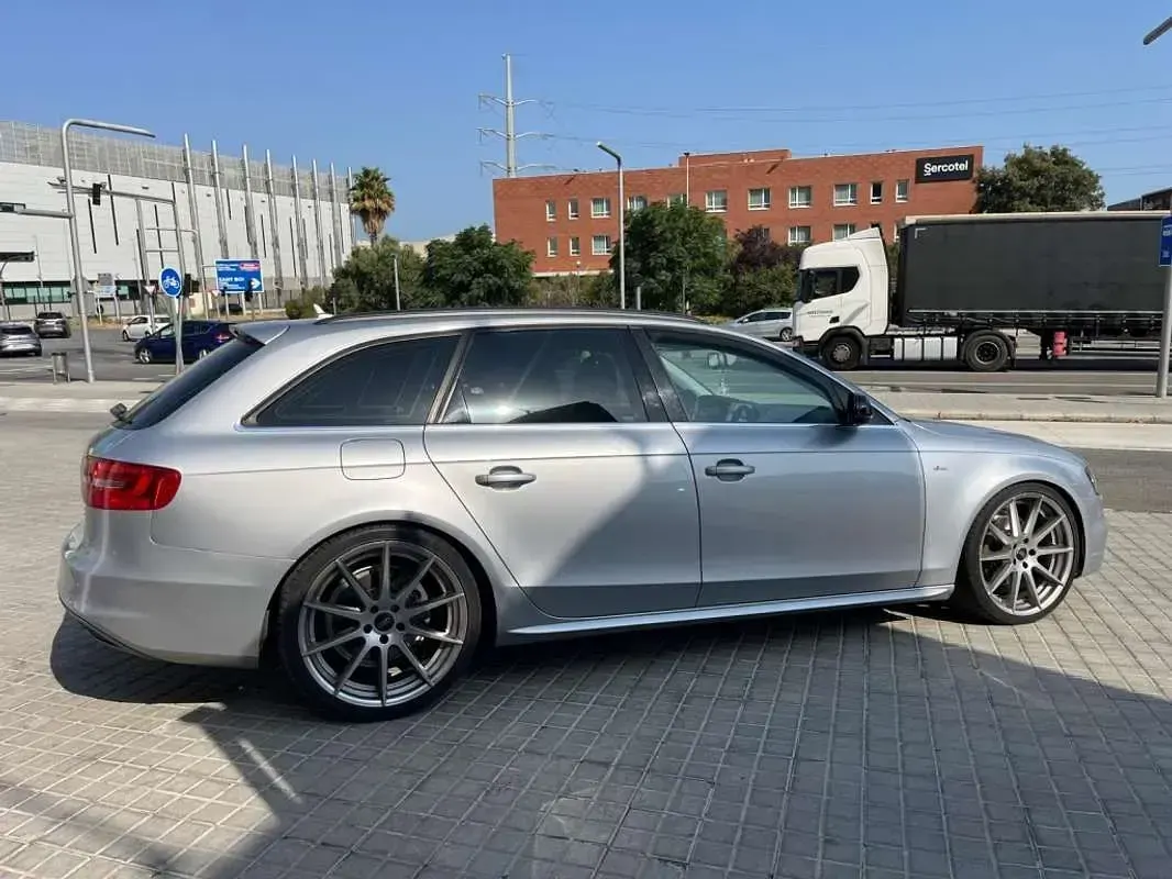 Usado Audi A4 S-Line 150 CV (110 kW) 2015 Gris Familiar