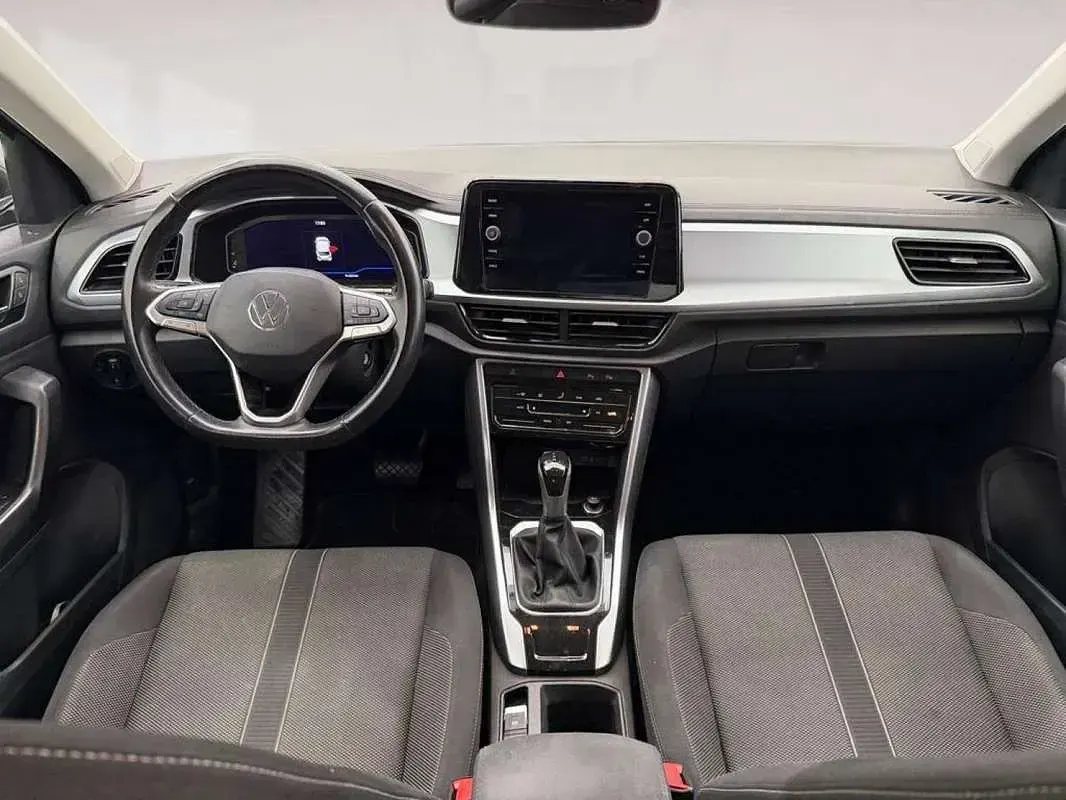 Usado VW T-Roc Life 150 CV (110 kW) 2022 Gris SUV