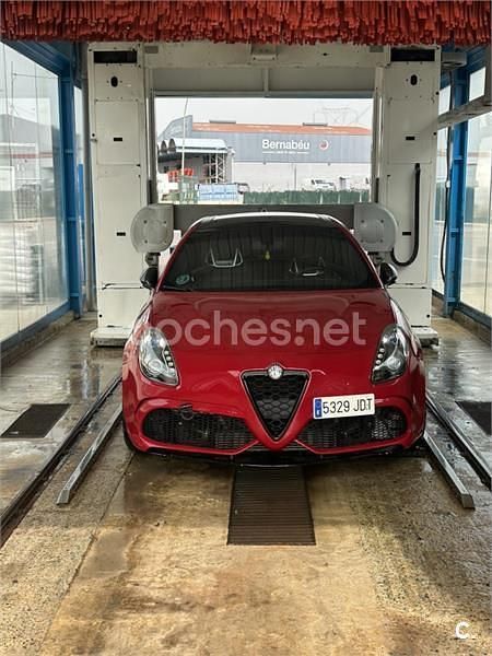 Usado Alfa Romeo Giulietta Quadrifoglio Verde 240 CV (176 kW) 2015 Rojo Berlina