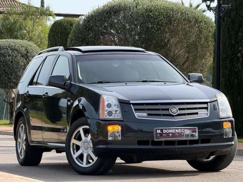 Negro Usado 2005 Cadillac SRX SUV | 13.900 € - Imagen 1/4