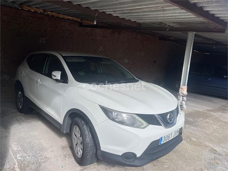 Usado Nissan Qashqai Acenta 130 CV (95 kW) 2016 Blanco SUV