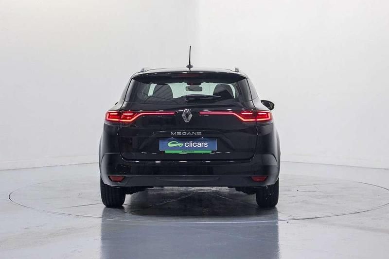 Usado Renault Mégane GrandTour Business 116 CV (85 kW) 2022 Negro Familiar