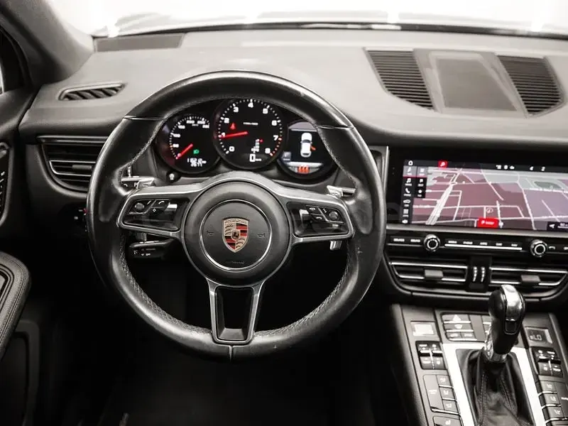 Usado Porsche Macan 245 CV (180 kW) 2020 Negro SUV
