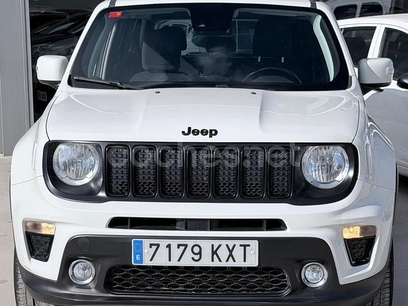 Usado Jeep Renegade Night Eagle 140 CV (102 kW) 2019 Blanco SUV