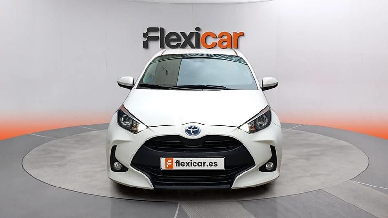 Usado Toyota Yaris Hybrid Business Edition 116 CV (85 kW) 2022 Azul Berlina