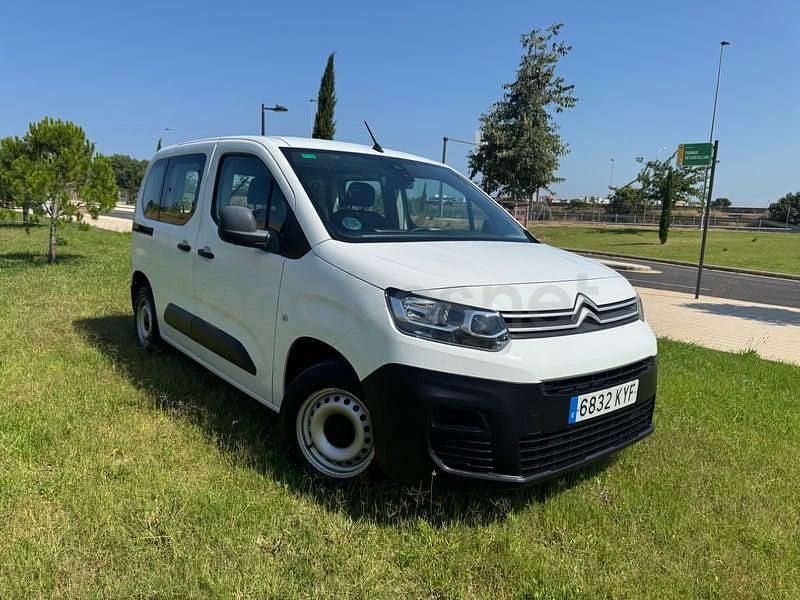 Usado Citroën Berlingo Live 76 CV (55 kW) 2019 Blanco Monovolumen