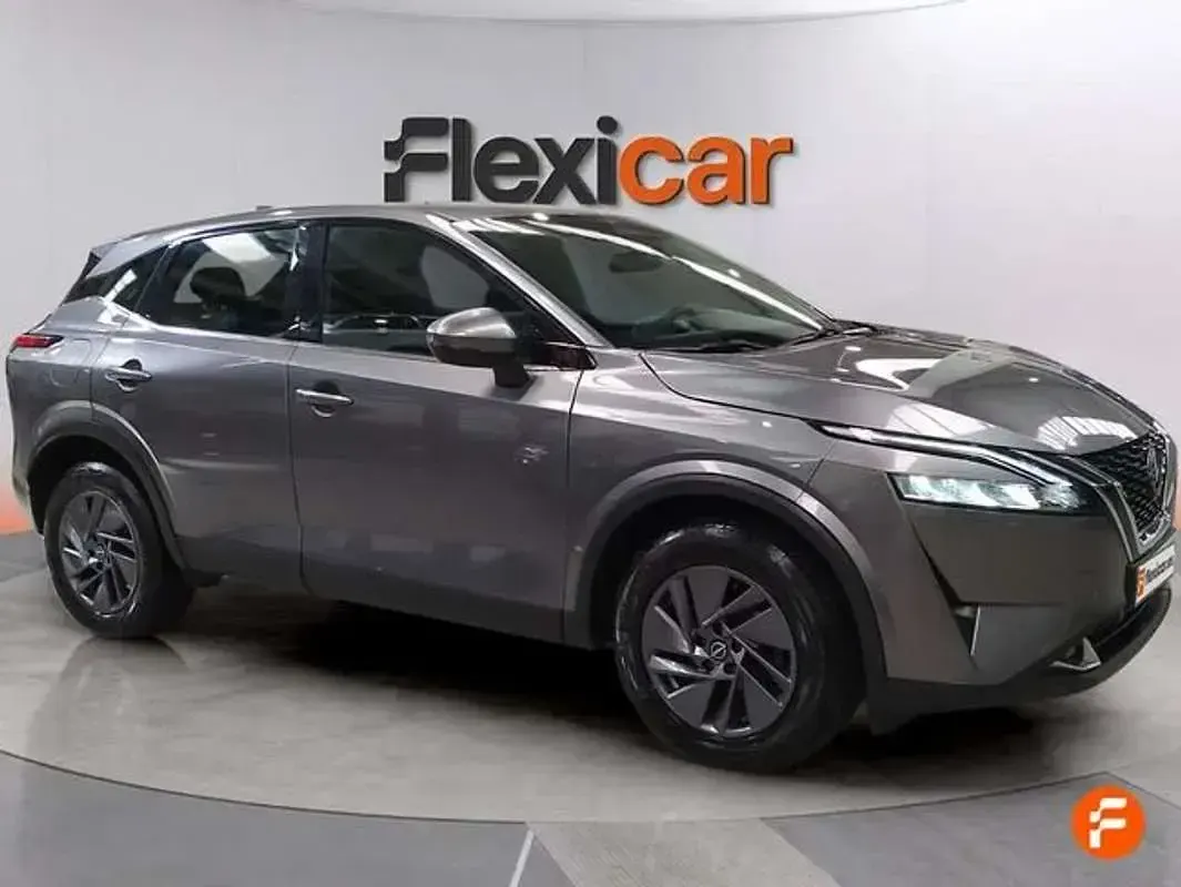 Usado Nissan Qashqai Acenta 140 CV (102 kW) 2024 Gris SUV