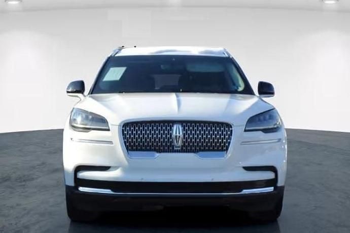 Usado Lincoln Aviator 400 CV (294 kW) 2023 Blanco SUV