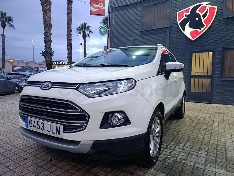 Usado Ford Ecosport Titanium 95 CV (69 kW) 2016 Blanco SUV