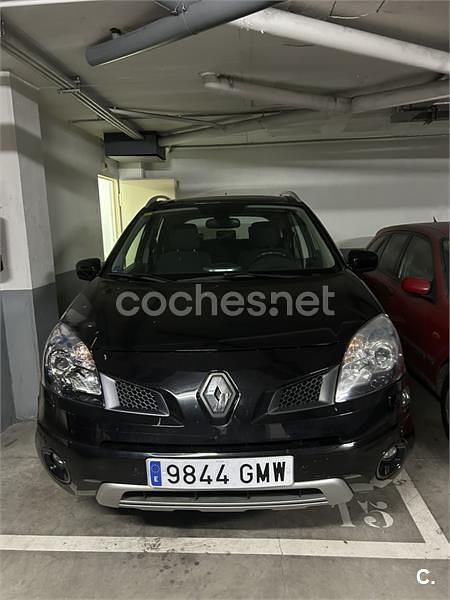Usado Renault Koleos Dynamique 150 CV (110 kW) 2009 Negro SUV